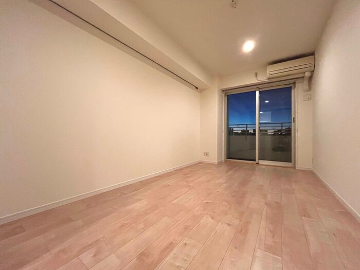 ﾛｲﾔﾙﾊﾟｰｸｽﾀﾜｰ南千住の物件内観写真