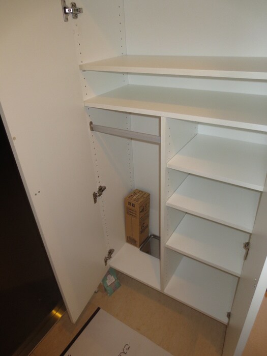 ﾛｲﾔﾙﾊﾟｰｸｽﾀﾜｰ南千住の物件内観写真