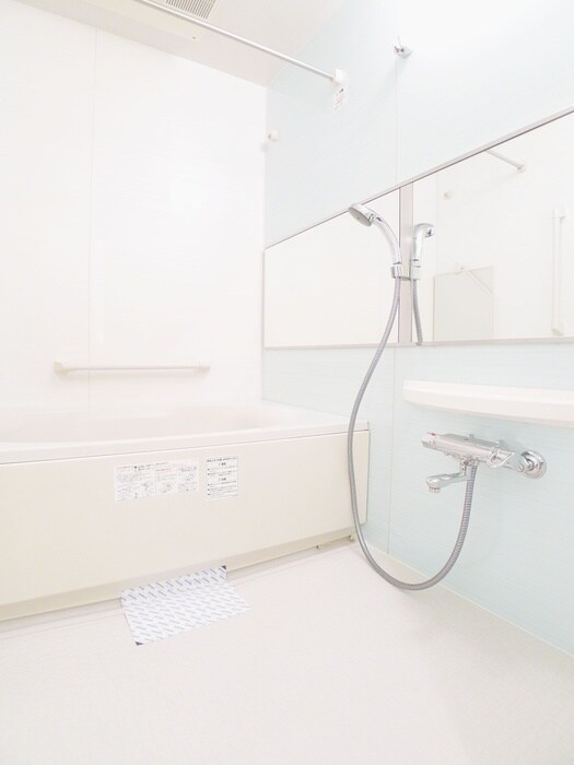 ﾛｲﾔﾙﾊﾟｰｸｽﾀﾜｰ南千住の物件内観写真