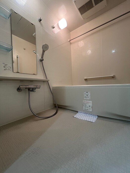 ﾛｲﾔﾙﾊﾟｰｸｽﾀﾜｰ南千住の物件内観写真