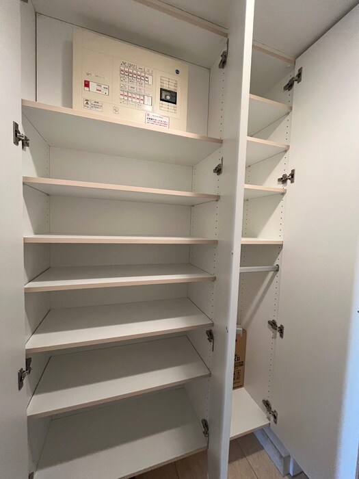 ﾛｲﾔﾙﾊﾟｰｸｽﾀﾜｰ南千住の物件内観写真