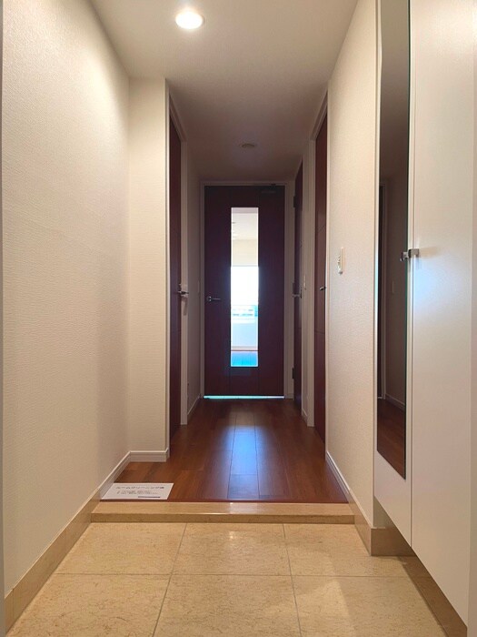 ﾛｲﾔﾙﾊﾟｰｸｽﾀﾜｰ南千住の物件内観写真