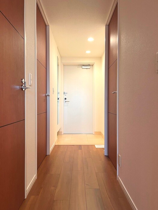 ﾛｲﾔﾙﾊﾟｰｸｽﾀﾜｰ南千住の物件内観写真