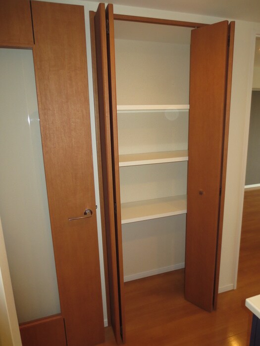 ﾛｲﾔﾙﾊﾟｰｸｽﾀﾜｰ南千住の物件内観写真