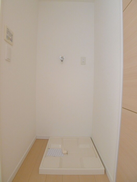 ﾛｲﾔﾙﾊﾟｰｸｽﾀﾜｰ南千住の物件内観写真