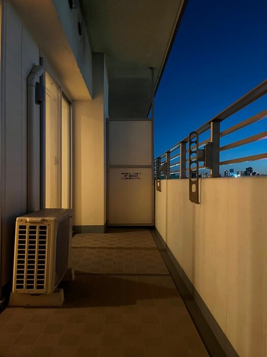 ﾛｲﾔﾙﾊﾟｰｸｽﾀﾜｰ南千住の物件内観写真