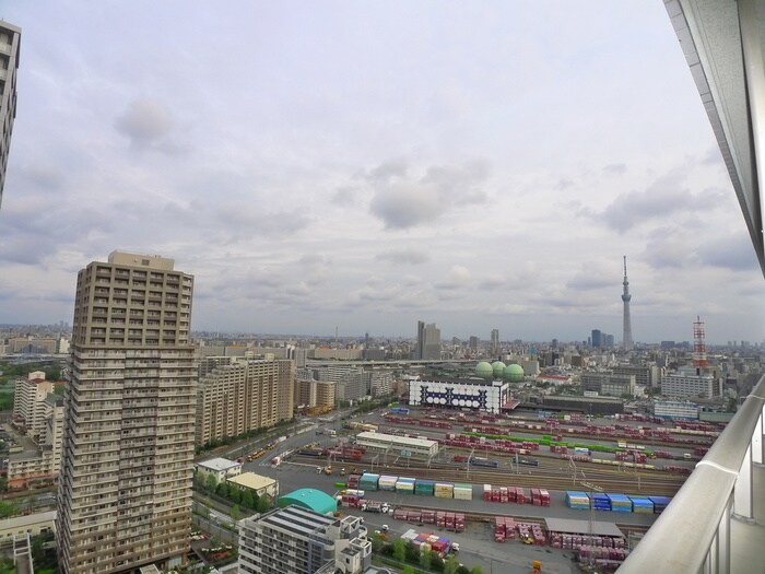 ﾛｲﾔﾙﾊﾟｰｸｽﾀﾜｰ南千住の物件内観写真