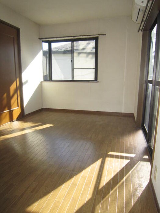 エステ－トピアペイザ－ジュの物件内観写真