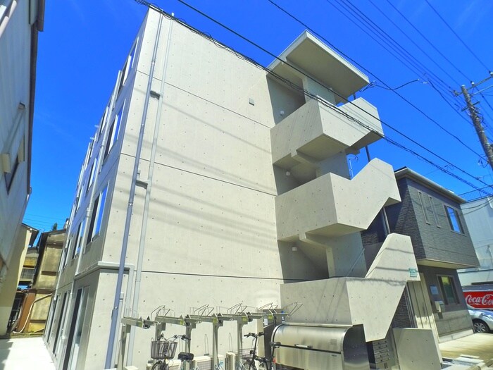 LANDS梅島の物件外観写真