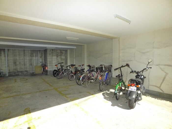 メゾン南千住の物件外観写真