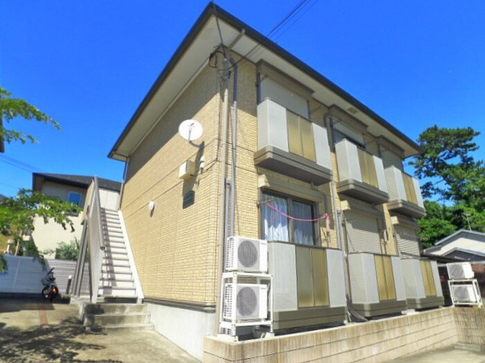 メゾン　ド　アルモニーの物件外観写真