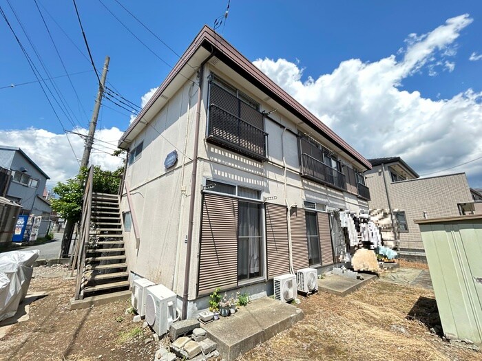 いずみ荘Ａ棟の物件外観写真