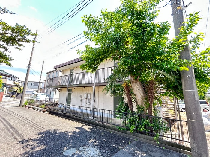 いずみ荘Ａ棟の物件外観写真