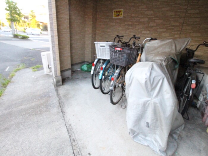 サンコート清水ヶ丘の物件外観写真