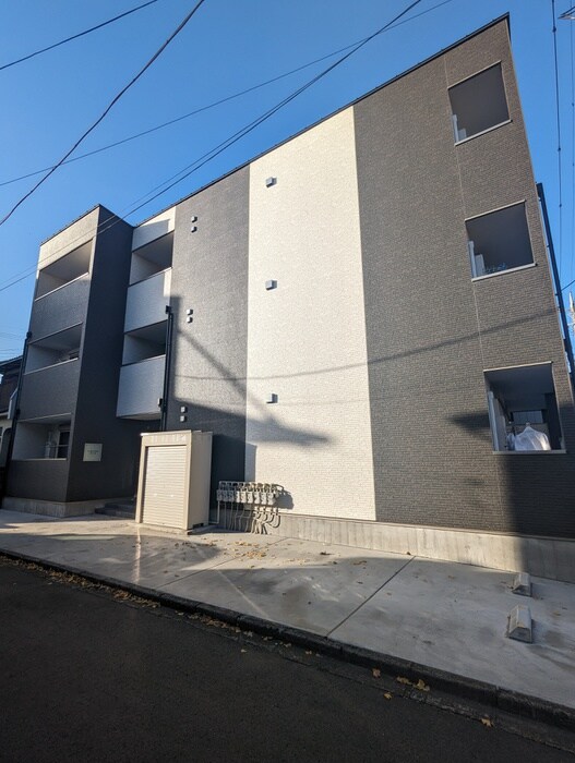 ジーメゾン西大宮の物件外観写真