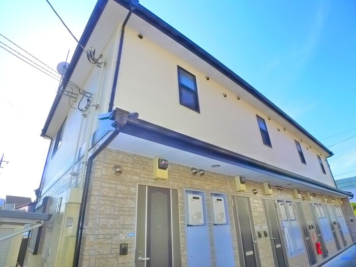 メインシティガーデン　パティオの物件外観写真