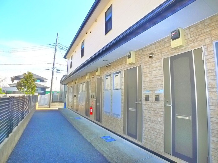 メインシティガーデン　パティオの物件外観写真