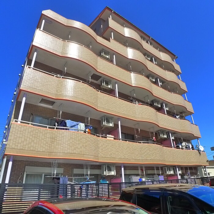 セントレジス・グランの物件外観写真