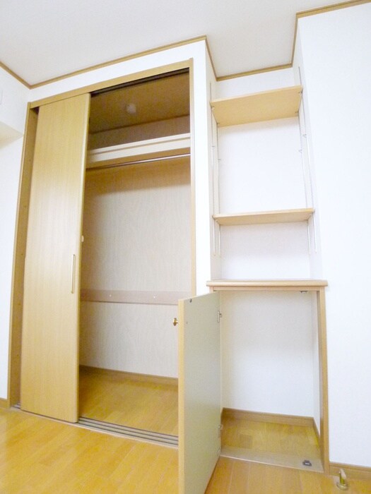 セントレジス・グランの物件内観写真