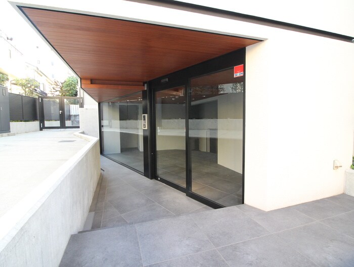 LEGALAND高円寺の物件外観写真