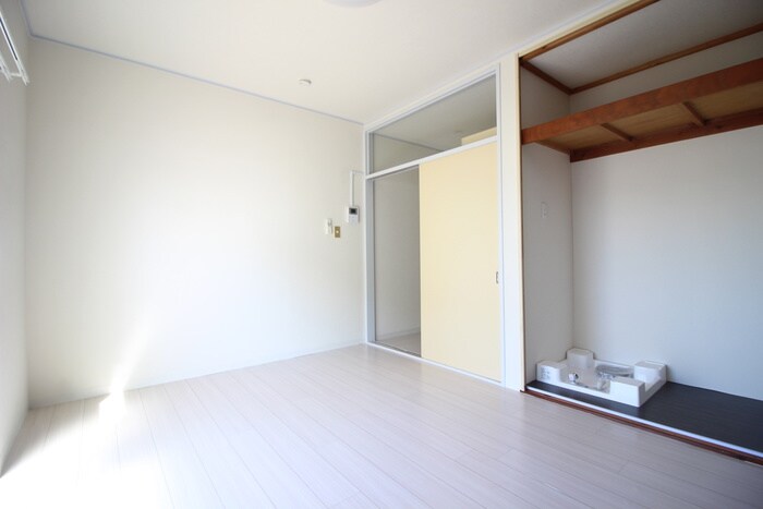 パレス金森台の物件内観写真