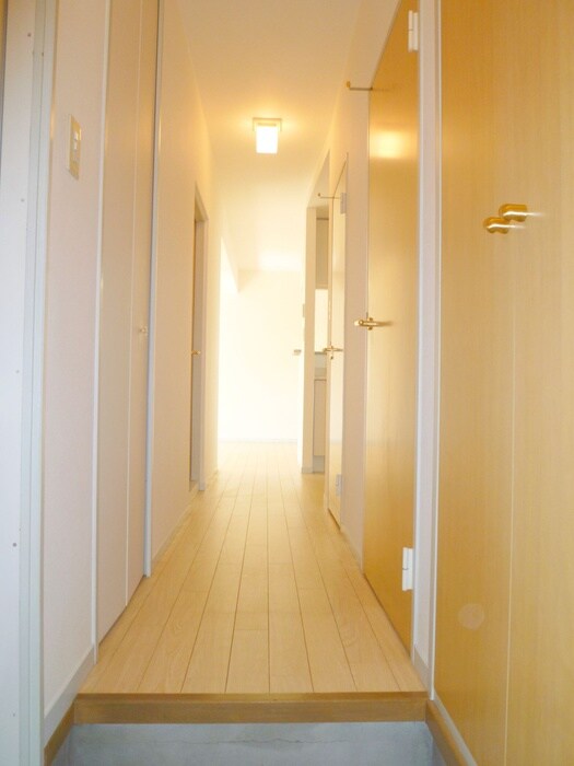 ア・ネスタＡ棟の物件内観写真