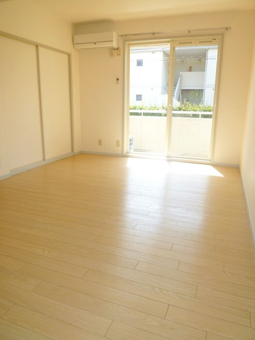 ア・ネスタＡ棟の物件内観写真