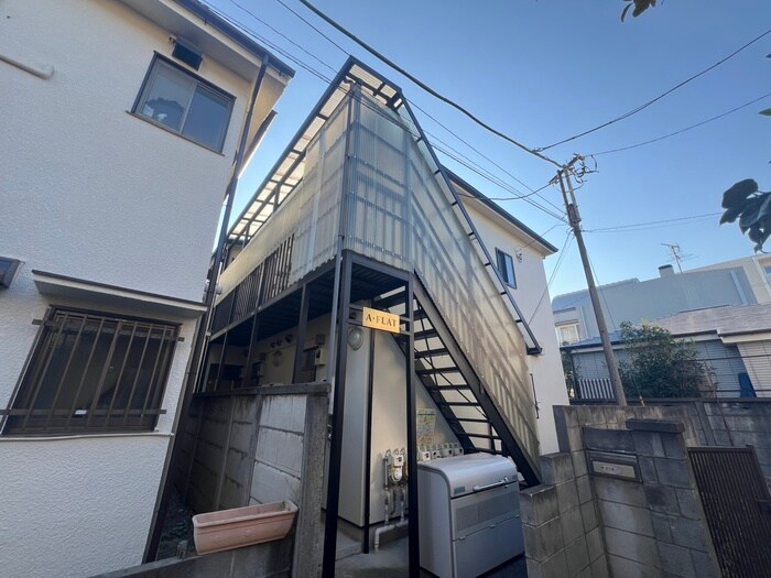 Ａ　ＦＬＡＴの物件外観写真
