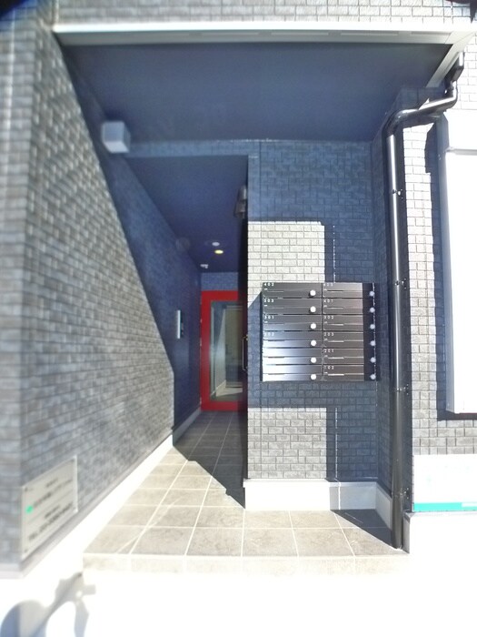 SQUARES　Nishiaraiの物件外観写真