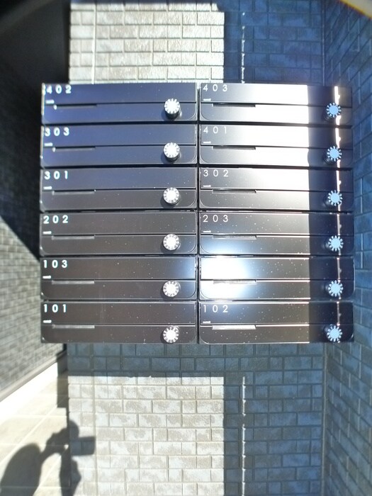 SQUARES　Nishiaraiの物件外観写真