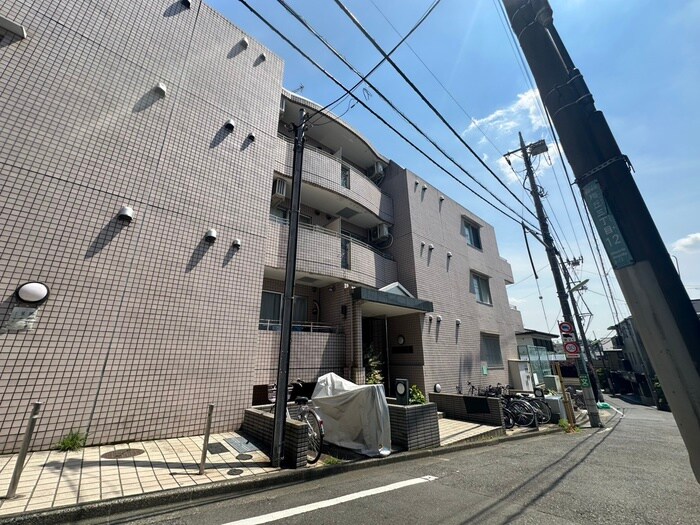 エスタ梅ヶ丘の物件外観写真