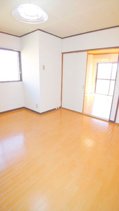 金子ハイツの物件内観写真