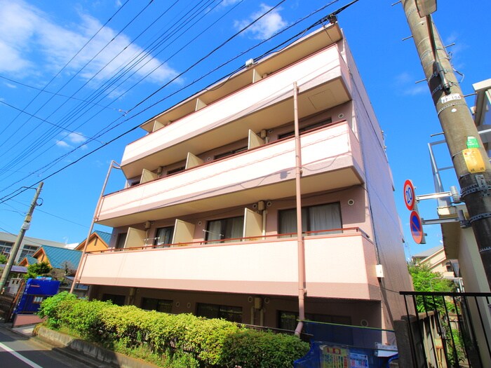 パ－ク・マンションの物件外観写真