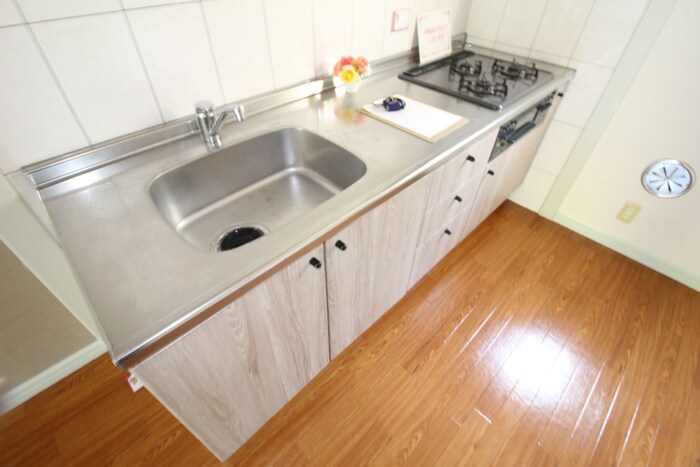 メゾンコリ－ヌの物件内観写真