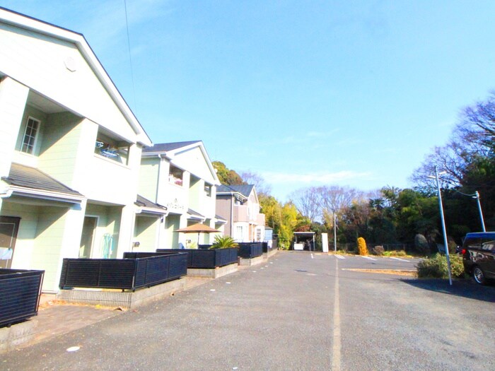 メゾンコリ－ヌの物件外観写真