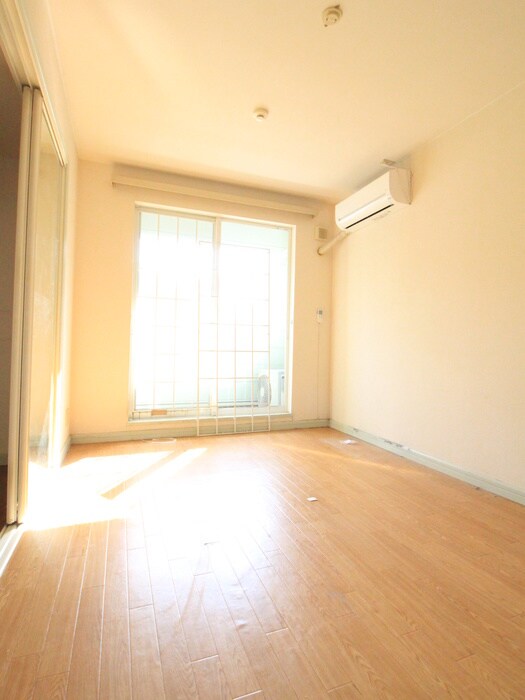 メゾンコリ－ヌの物件内観写真