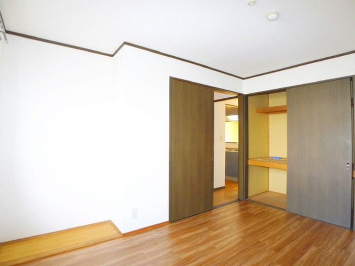 ネオグランドールＢの物件内観写真