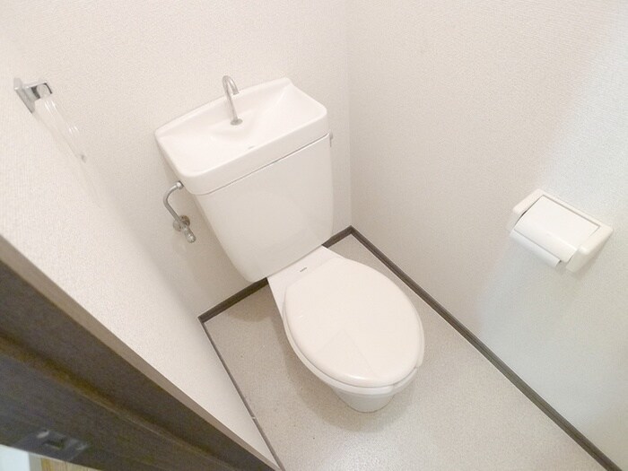 ネオグランドールＢの物件内観写真