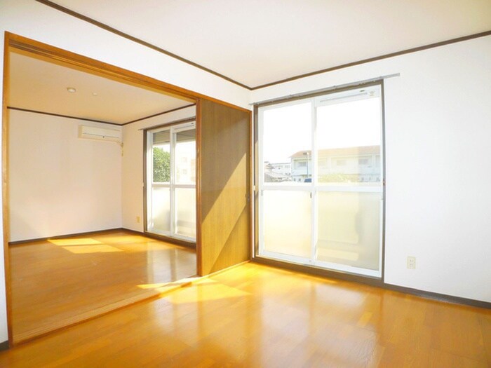 ネオグランドールＢの物件内観写真