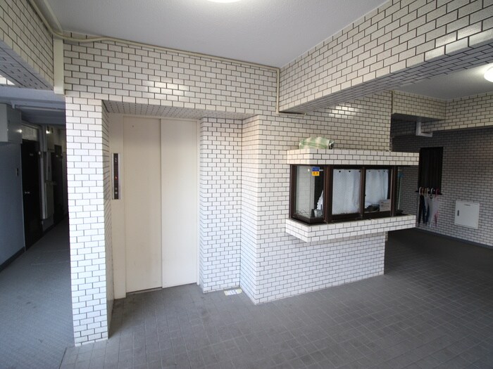 コスモリード武蔵中原の物件外観写真