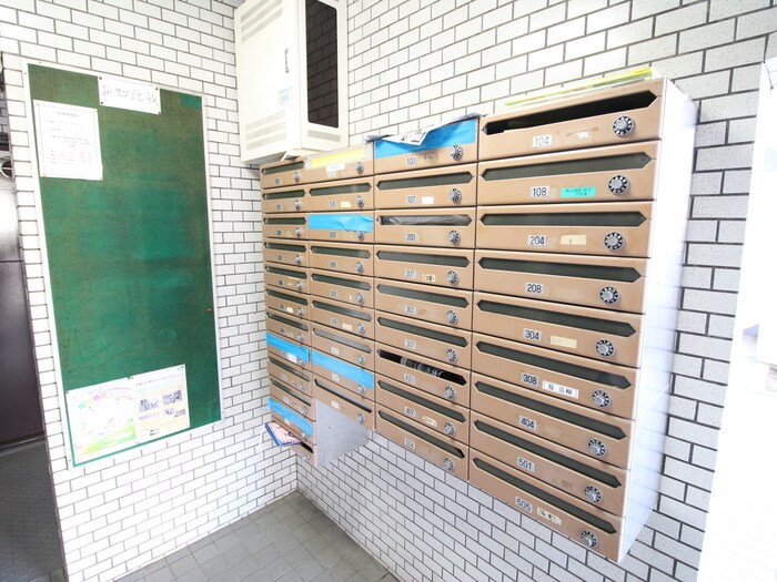 コスモリード武蔵中原の物件外観写真