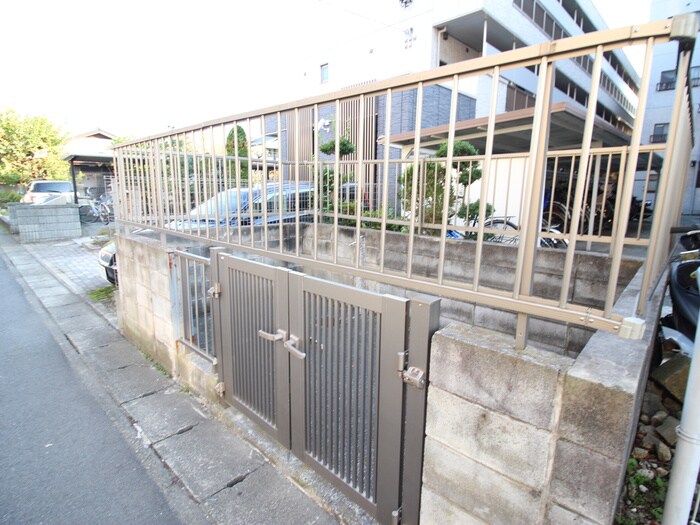 コスモリード武蔵中原の物件外観写真