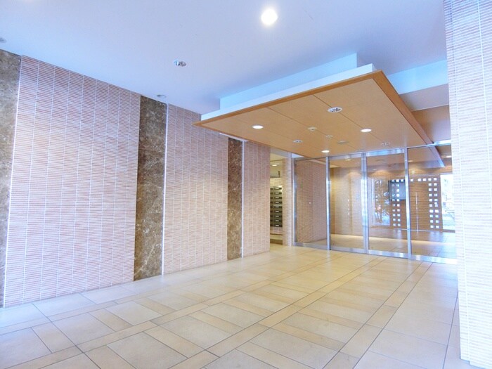 パ－クスフィア中野富士見町の物件外観写真