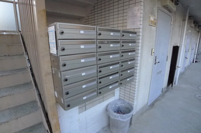 カラベル西葛西の物件外観写真