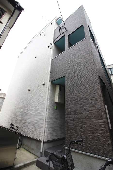 フォレスト南与野の物件外観写真