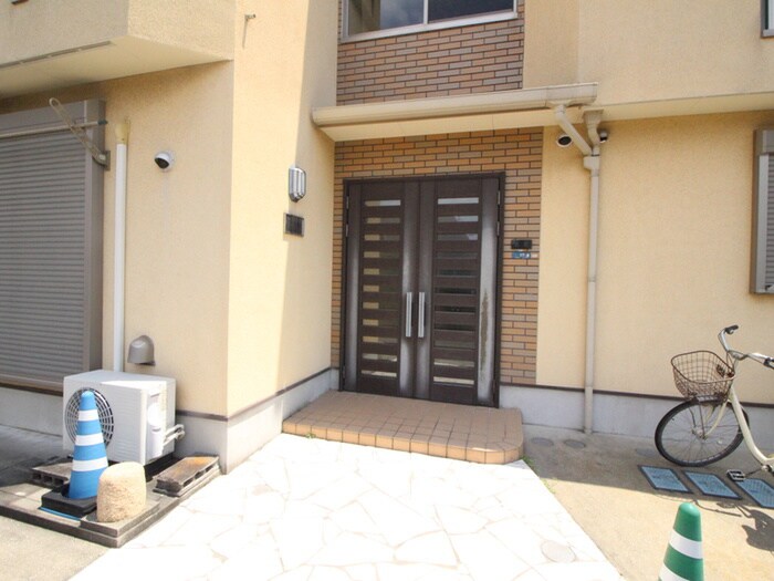 クレール鹿島の物件外観写真