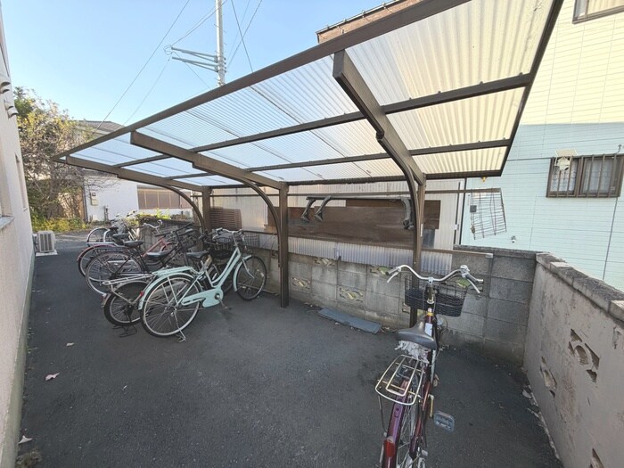 コートウィスタリアの物件外観写真