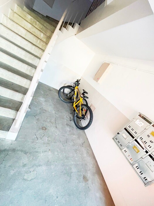 川口マンションの物件外観写真