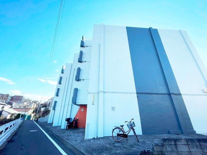 川口マンションの物件外観写真