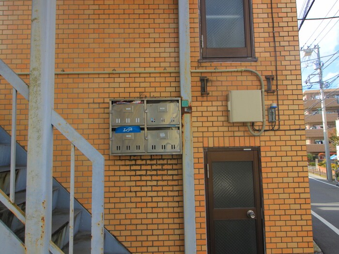 メゾンメロスの物件外観写真